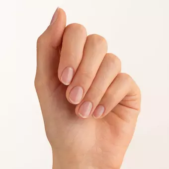 THE EXTREME NAIL HARDENER Essence [4]