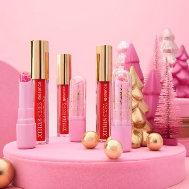 Ulei de buze strălucitor ce își schimbă culoarea xmas KiSSES Essence 2.6 ml [2]