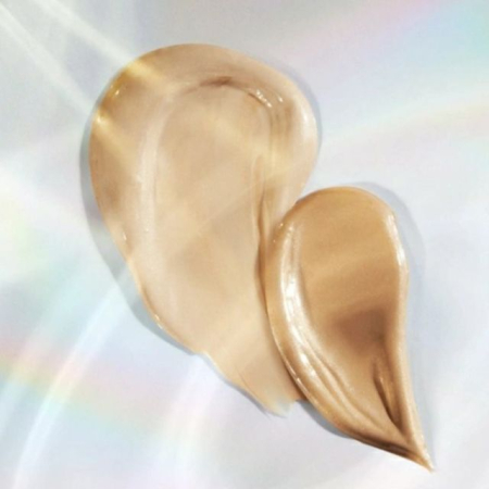 Iluminator pentru față/corp 02N Celebrity Skin 4-1 Multitasking Glow Booster Eveline 30 ml [1]