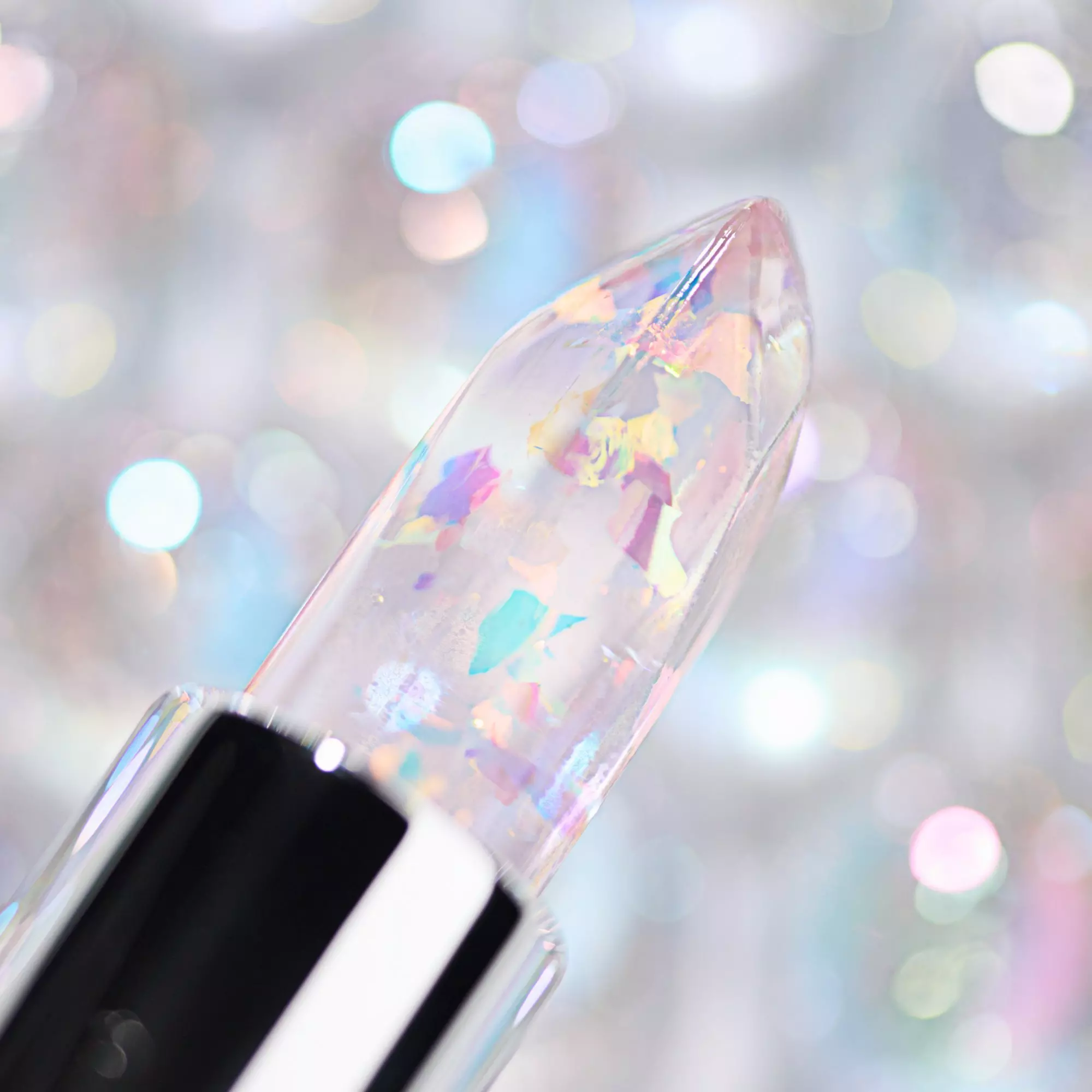 Ruj META GLOW care isi schimba culoarea ESSENCE [3]