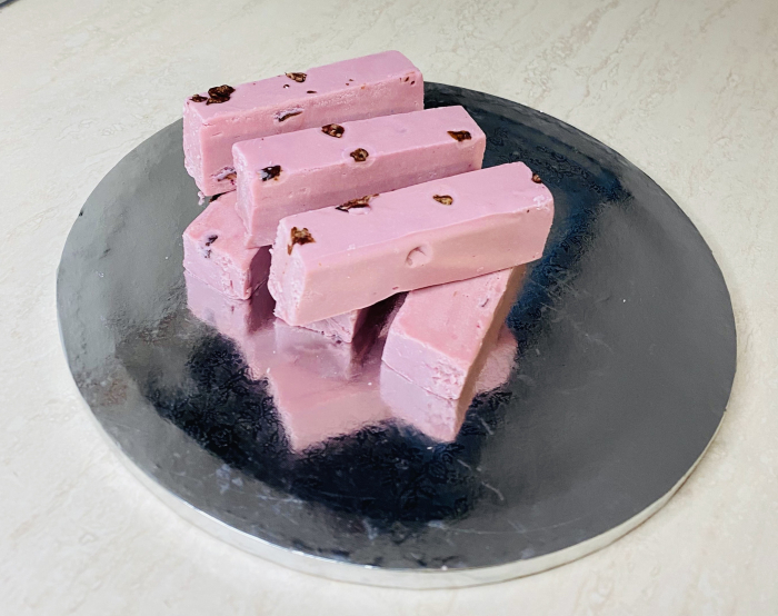 Baton ciocolata de casa cu fructe [11]