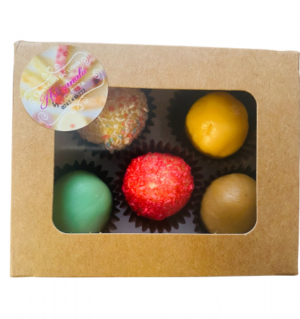 Ciocolata de casa - Cutie 5 bomboane ciocolata de casa