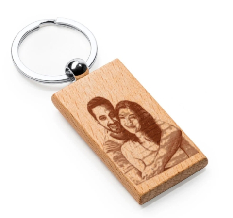 Breloc din lemn dreptunghi - personalizat prin gravare [1]