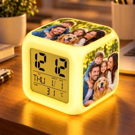Ceas digital cu alarma si lumina de veghe personaliza - CUB [2]