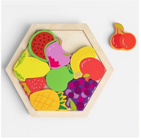 Jucarii interactive din lemn - Puzzle din Lemn cu Fructe 17x17cm