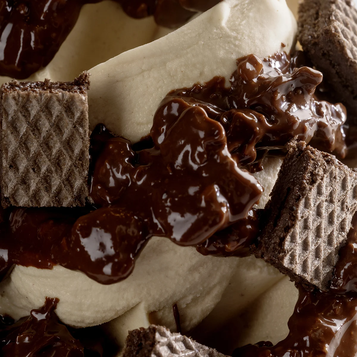 Crema Tartinabila cu Napolitana, Alune si Ciocolata Neagra Joycream Wafernut Noir Joygelato - 5Kg [1]
