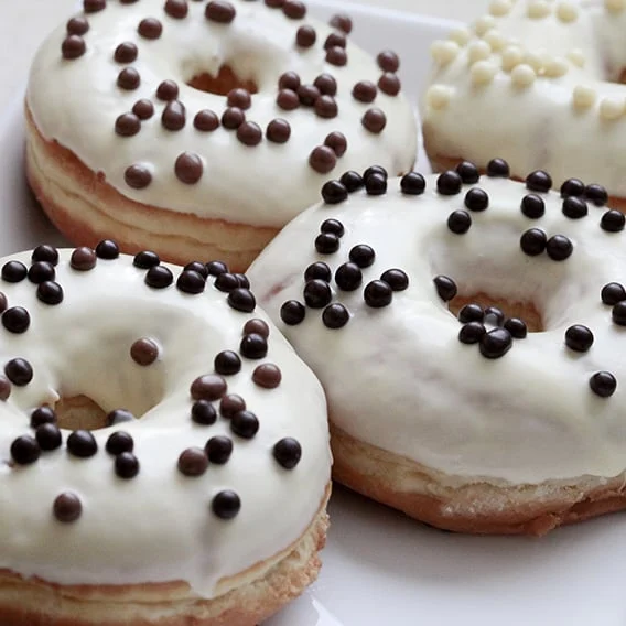 Creme, Glazuri, Paste - Glazura de Ciocolata Alba Mirabella White Irca - 13Kg