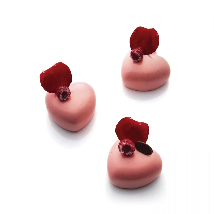 Valentine's Day - Forma Silicon Inima 8 Cavitati + Decupator (Amorini 100), 6.5 x 6.3 x H3.9cm, 100ml, Silikomart