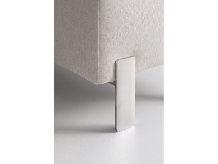 Bancheta dormitor Vogue 160-1160cm, tapitata, personalizabila, picioare metalice 14cm, stil contemporan [4]