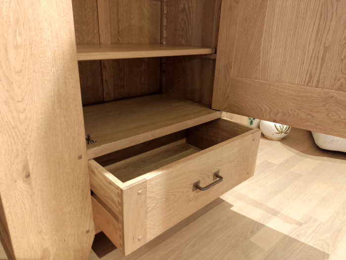 Dulap 3 usi 1 sertar Hunters 112cm, lemn masiv, finisaj Castle Oak, stil rustic [6]