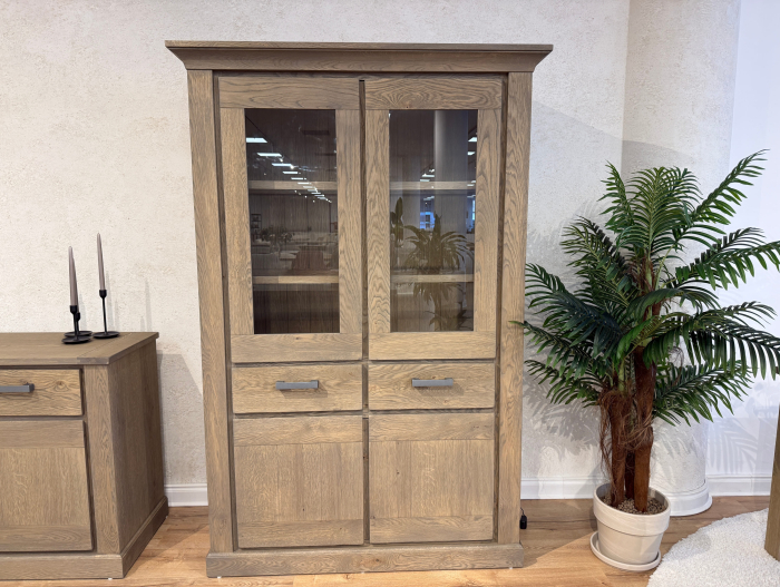 Vitrina 4 usi 2 sertare Zurich 131cm, stejar, finisaj mat, stil rustic [1]