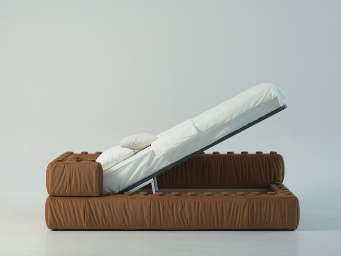 Pat pentru copii tapitat Lego, cu laterala de protectie, lada depozitare, somiera metalica, picioare plastic 3cm, stil contemporan, personalizabil [7]