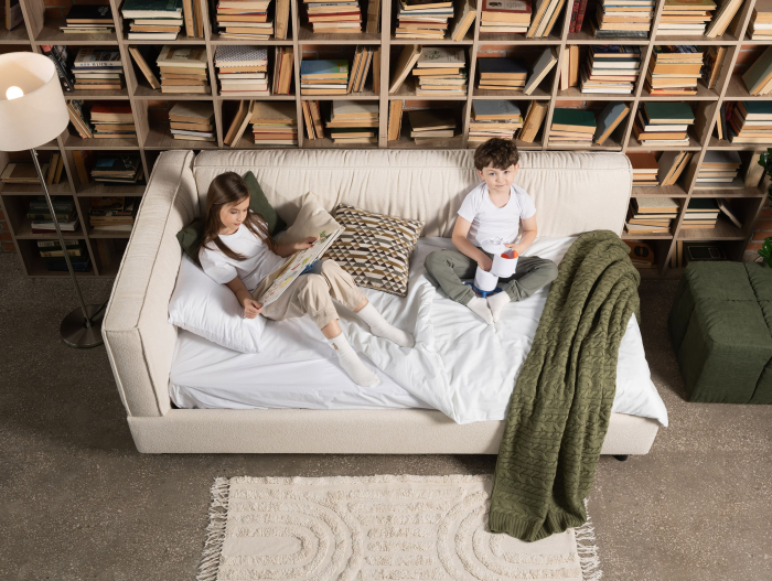 Pat pentru copii tapitat Parma, lada depozitare, picioare metalice 10cm, stil contemporan, personalizabil [11]