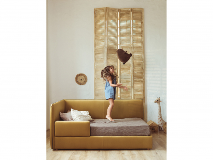 Pat pentru copii tapitat Slipp Uno B, cu laterala de protectie, spatiu de depozitare, picioare lemn 4cm, stil contemporan, personalizabil [19]