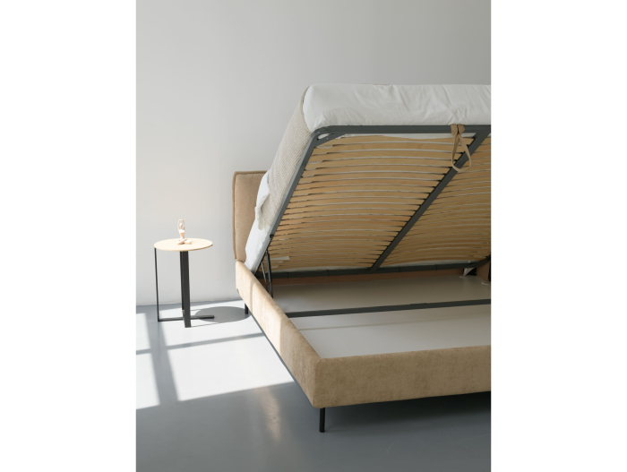 Pat tapitat Alba 1 cu tablie inalta, lada depozitare, somiera metalica, picioare metalice 10cm, laterale dehusabile, stil modern, personalizabil [18]