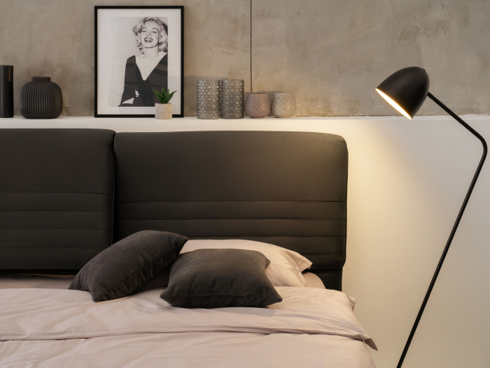 Pat tapitat Catania 1 cu tablie inalta ajustabila, lada depozitare, somiera metalica, picioare metalice 15cm, laterale dehusabile, stil modern, personalizabil [9]