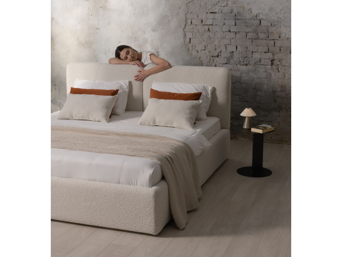 Pat tapitat Elim 2 cu tablie inalta capitonata, lada depozitare, somiera metalica, picioare plastic 3cm, laterale dehusabile, stil modern, personalizabil [45]