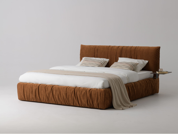 Pat tapitat Kemi cu tablie inalta capitonata, lada depozitare, somiera metalica, picioare plastic 3cm, laterale dehusabile, stil modern, personalizabil [33]