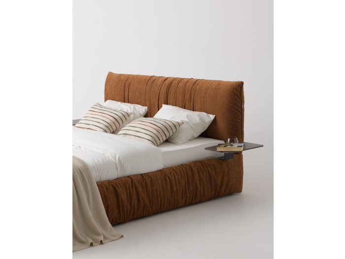 Pat tapitat Kemi cu tablie inalta capitonata, lada depozitare, somiera metalica, picioare plastic 3cm, laterale dehusabile, stil modern, personalizabil [34]