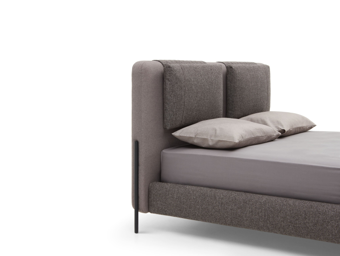 Pat tapitat Larry cu tablie inalta capitonata, somiera metalica, picioare metalice 13cm, laterale dehusabile, stil contemporan, personalizabil [6]