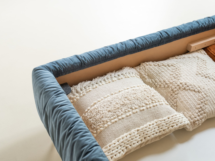 Pat tapitat Marsala cu tablie inalta matlasata, lada depozitare, somiera metalica, picioare metalice 15cm, laterale dehusabile, stil modern, personalizabil [12]