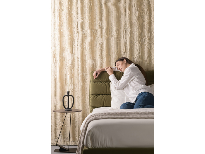 Pat tapitat Narni 1 cu tablie inalta, lada depozitare, somiera metalica, picioare metalice 10cm, laterale dehusabile, stil modern, personalizabil [17]