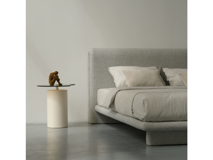 Pat tapitat Nola 1 cu tablie inalta capitonata, lada depozitare, somiera metalica, picioare plastic 3cm, laterale dehusabile, stil modern, personalizabil [15]