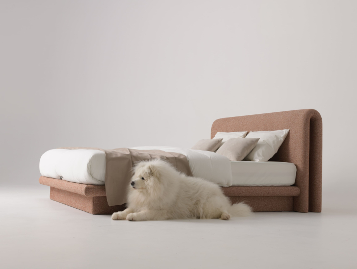 Pat tapitat Nola 2 cu tablie inalta capitonata, lada depozitare, somiera metalica, picioare plastic 3cm, laterale dehusabile, stil modern, personalizabil [25]