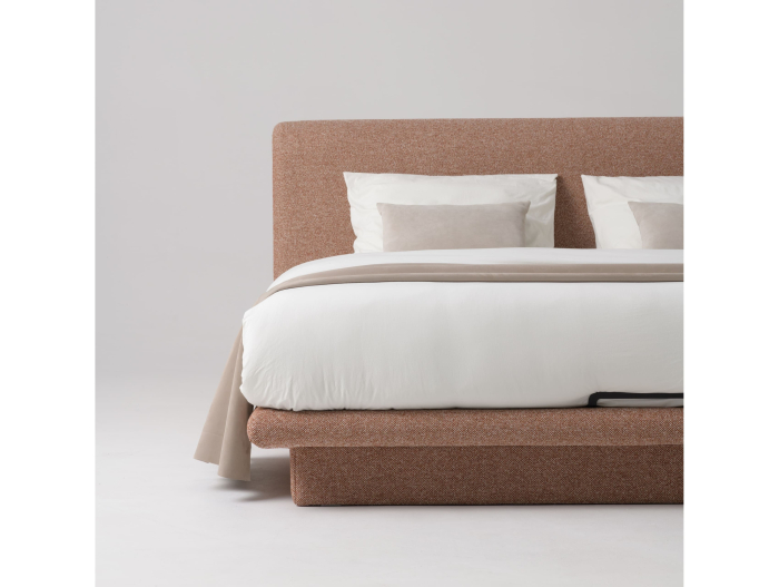 Pat tapitat Nola 2 cu tablie inalta capitonata, lada depozitare, somiera metalica, picioare plastic 3cm, laterale dehusabile, stil modern, personalizabil [10]