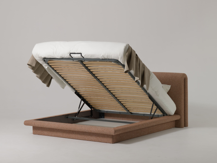 Pat tapitat Nola 2 cu tablie inalta capitonata, lada depozitare, somiera metalica, picioare plastic 3cm, laterale dehusabile, stil modern, personalizabil [33]