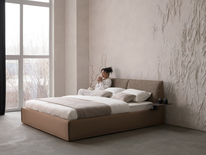 Pat tapitat Novara cu tablie inalta, lada depozitare, somiera metalica, picioare metalice 11cm, laterale dehusabile, stil modern, personalizabil [8]