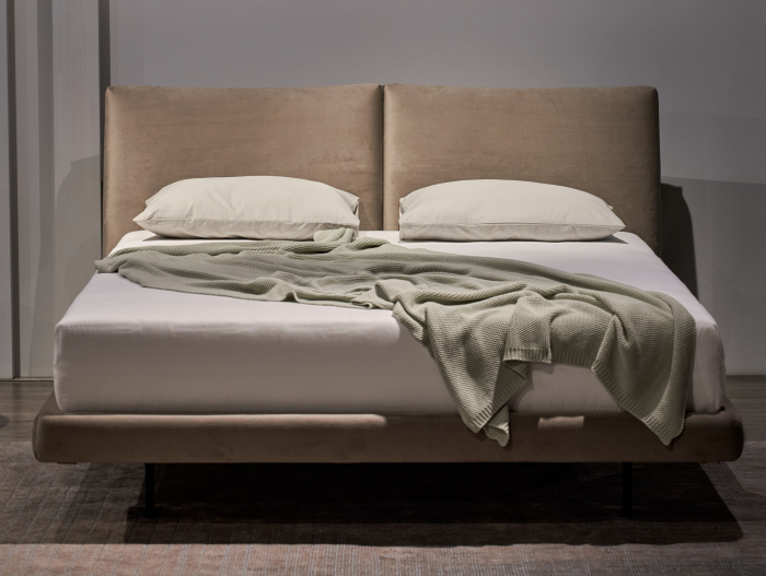 Pat tapitat Ora Light cu tablie inalta capitonata, somiera metalica, picioare metalice 20cm, laterale dehusabile, stil contemporan, personalizabil [16]