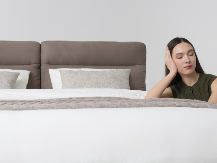 Pat tapitat Vancouver cu tablie inalta ultra-comfortabila, lada depozitare, somiera metalica, picioare plastic 3cm, laterale dehusabile, stil contemporan, personalizabil [20]