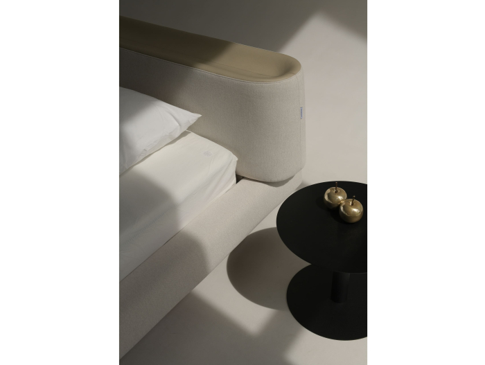 Pat tapitat Vertigo cu tablie inalta capitonata, picioare metal 16cm, laterale dehusabile, stil contemporan, personalizabil [13]