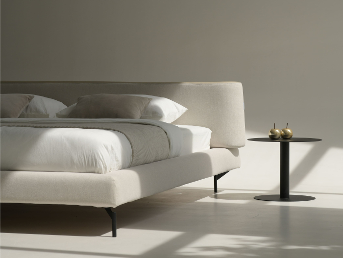 Pat tapitat Vertigo cu tablie inalta capitonata, picioare metal 16cm, laterale dehusabile, stil contemporan, personalizabil [8]