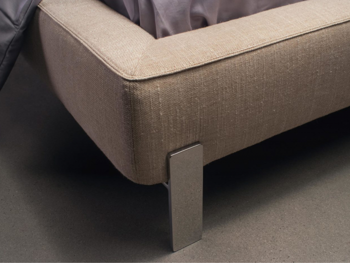 Pat tapitat Vogue, tablie inalta capitonata, somiera metalica, picioare inox 14cm, laterale dehusabile, stil contemporan, personalizabil [12]