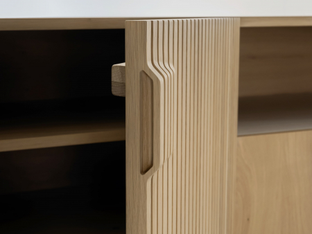 Comoda TV 3 usi 1 sertar 1 nisa Galla A 228cm, personalizabila, lemn de stejar, culori contrastante, ceramica, riflaj, picioare metalice, feronerie cu amortizare, stil contemporan [7]