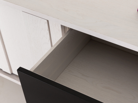 Comoda TV 2 usi 2 sertare Raya 187cm, lemn de stejar, picioare metalice, feronerie cu amortizare, multiple finisaje disponibile, stil contemporan [3]