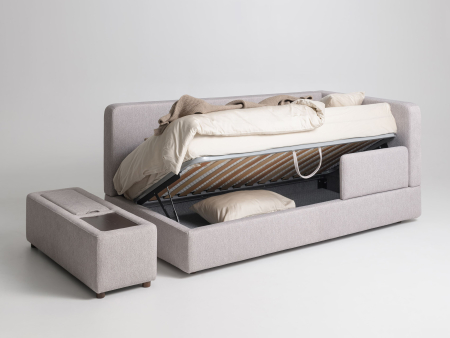 Pat pentru copii tapitat Soft, cu laterala de protectie, spatiu de depozitare, picioare lemn 4cm, stil contemporan, personalizabil [1]