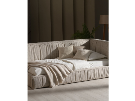 Pat pentru copii tapitat Terni, cu inaltime mica, lada depozitare, somiera metalica, picioare plastic 3cm, stil contemporan, personalizabil [10]