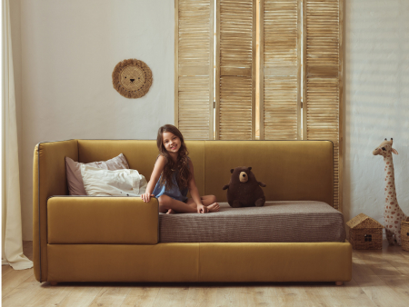 Pat pentru copii tapitat Slipp Uno B, cu laterala de protectie, spatiu de depozitare, picioare lemn 4cm, stil contemporan, personalizabil [1]