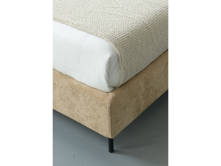 Pat tapitat Alba 1 cu tablie inalta, lada depozitare, somiera metalica, picioare metalice 10cm, laterale dehusabile, stil modern, personalizabil [11]