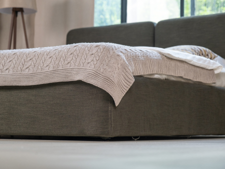 Pat tapitat Elim 2 cu tablie inalta capitonata, lada depozitare, somiera metalica, picioare plastic 3cm, laterale dehusabile, stil modern, personalizabil [8]