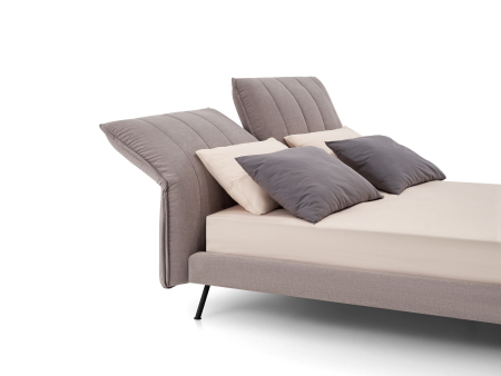 Pat tapitat Ferro Light cu tablie inalta ajustabila, somiera metalica, picioare metalice 18cm, laterale dehusabile, stil contemporan, personalizabil [3]