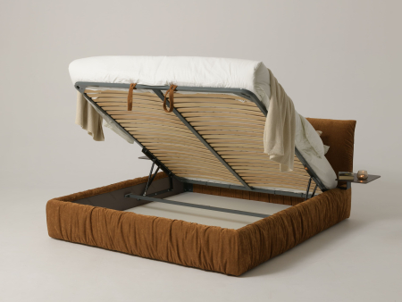 Pat tapitat Kemi cu tablie inalta capitonata, lada depozitare, somiera metalica, picioare plastic 3cm, laterale dehusabile, stil modern, personalizabil [1]