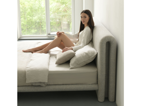 Pat tapitat Nola 1 cu tablie inalta capitonata, lada depozitare, somiera metalica, picioare plastic 3cm, laterale dehusabile, stil modern, personalizabil [9]