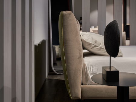 Pat tapitat Ora Light cu tablie inalta capitonata, somiera metalica, picioare metalice 20cm, laterale dehusabile, stil contemporan, personalizabil [2]