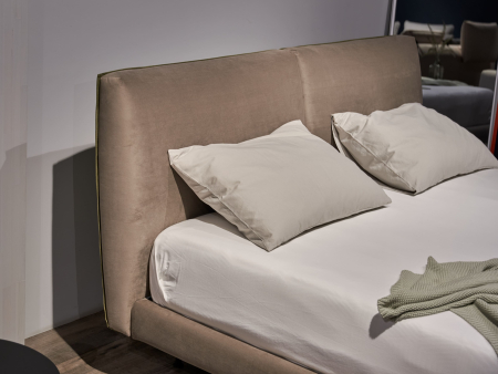 Pat tapitat Ora Light cu tablie inalta capitonata, somiera metalica, picioare metalice 20cm, laterale dehusabile, stil contemporan, personalizabil [6]