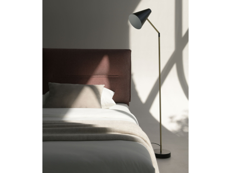 Pat tapitat Salerno cu tablie inalta, lada depozitare, somiera metalica, picioare metalice 10cm, laterale dehusabile, stil modern, personalizabil [12]