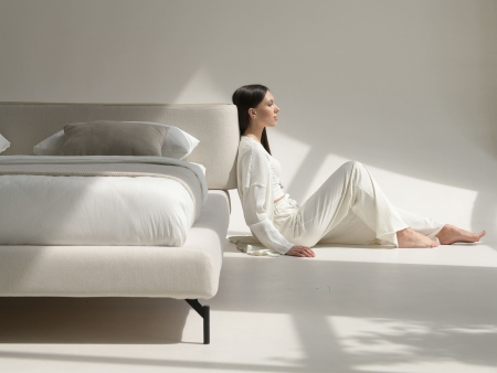 Pat tapitat Vertigo cu tablie inalta capitonata, picioare metal 16cm, laterale dehusabile, stil contemporan, personalizabil [14]